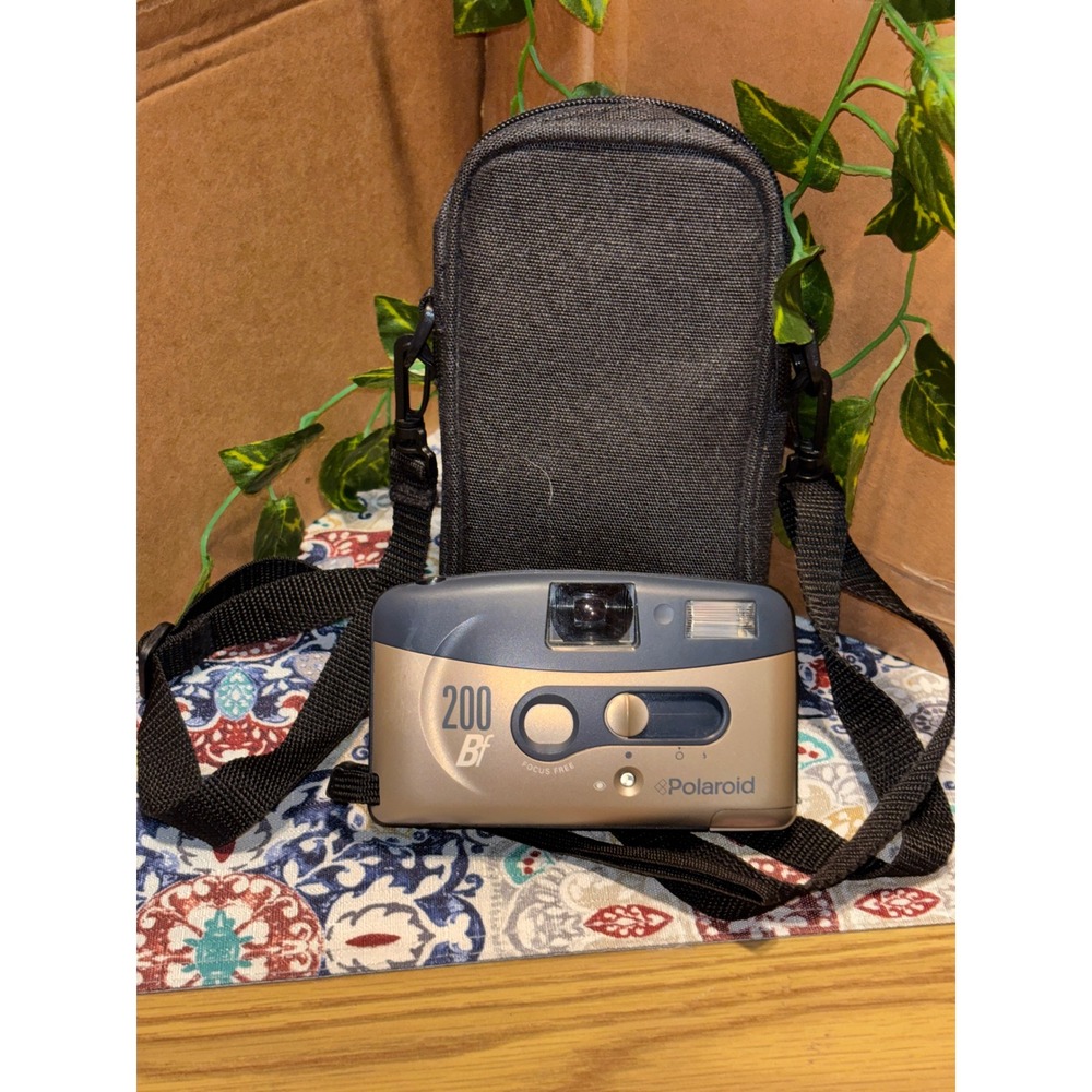 Polaroid 200 Bf 35mm Film Camera Vintage Point and Shoot with Case and Manual